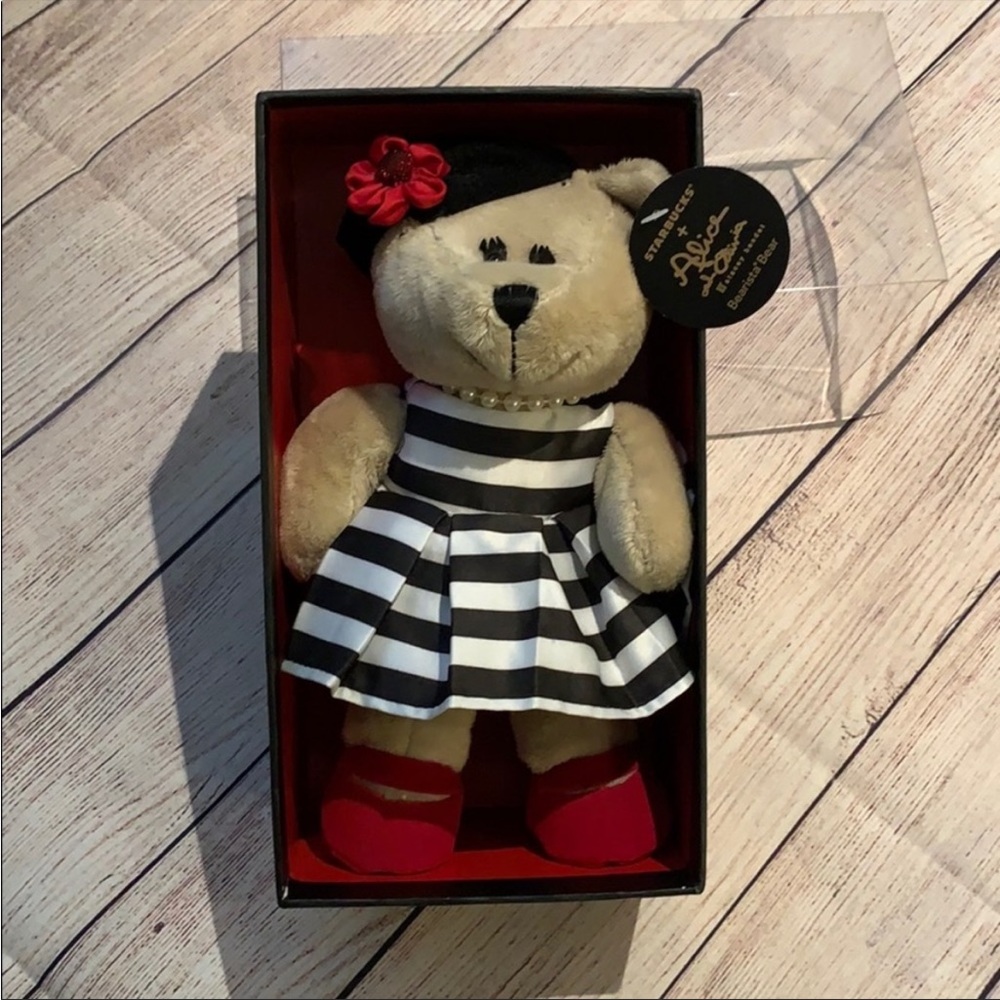 Starbucks 2013 Limited Edition Alice and
Olivia.